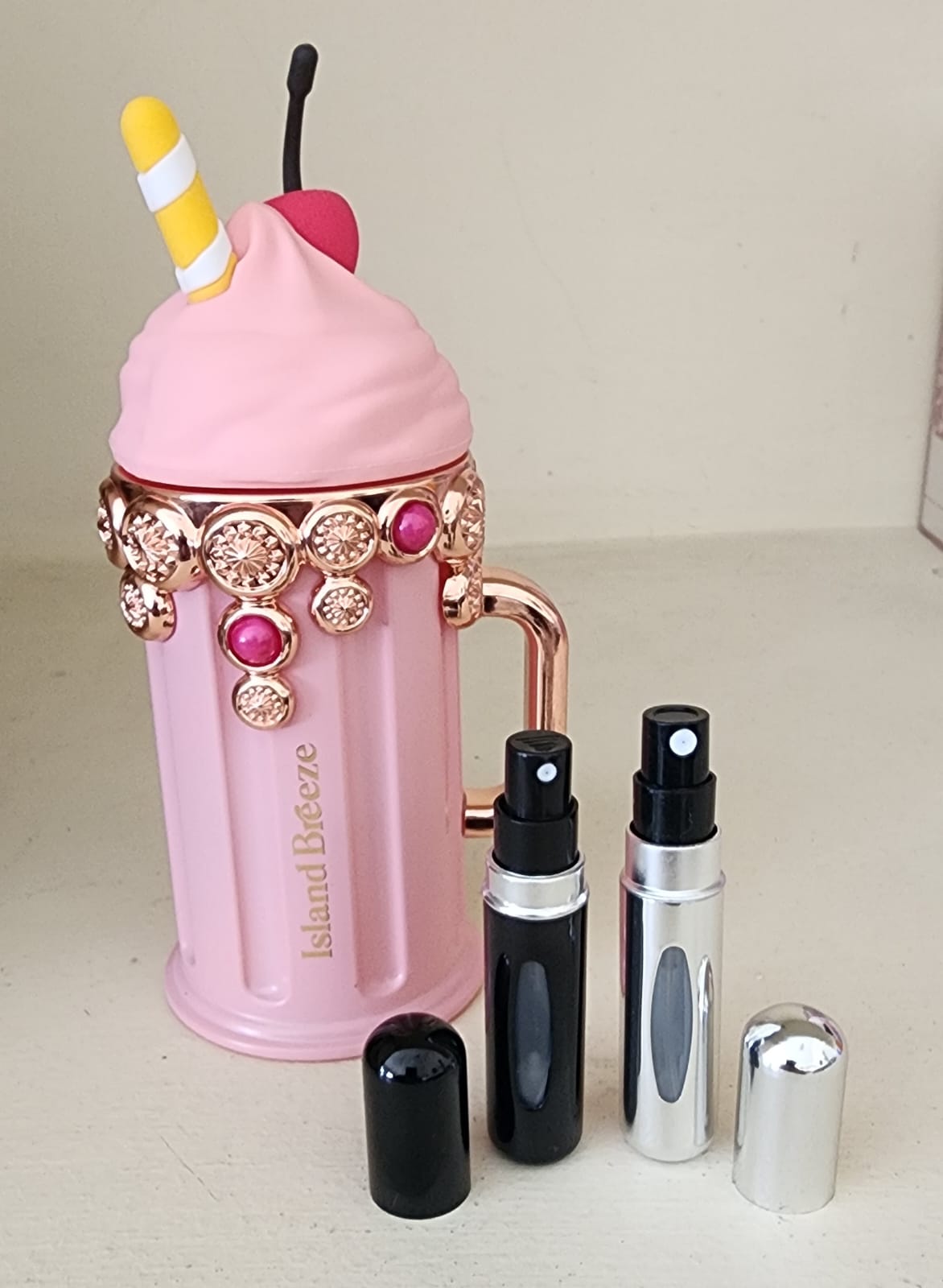 Dos Decants de 5ml cada uno del Perfume Armaf Island Breeze Edp